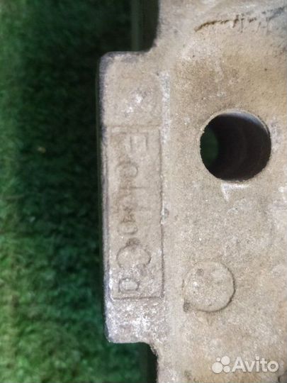 Кронштейн Mazda 3 BL 1.6 2011