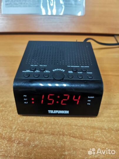 Часы электронные с радио