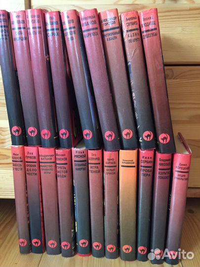 Книги различных жанров