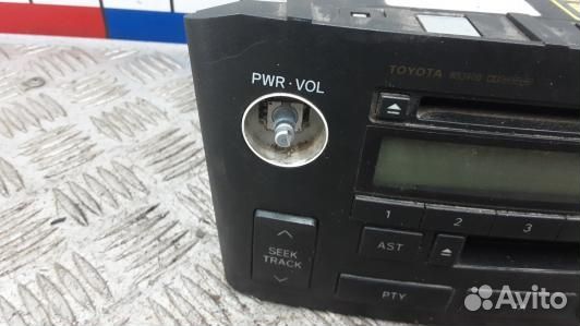 Магнитола toyota avensis T25 (EDN18I401)
