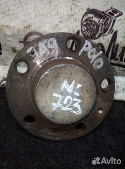 Ступица задняя левая Volkswagen Polo 1.6