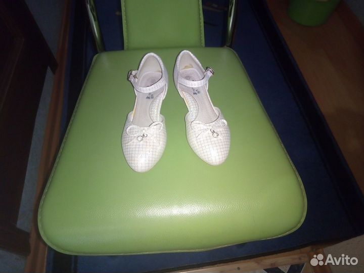 Туфли праздничные