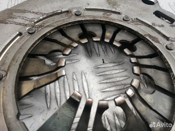 Маховик Volkswagen Golf