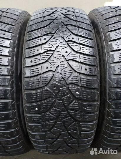 Bridgestone Blizzak Spike-02 SUV 265/60 R18 114W
