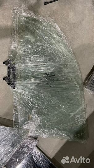 Стекла на Toyota Land Cruiser 300 TLC 300