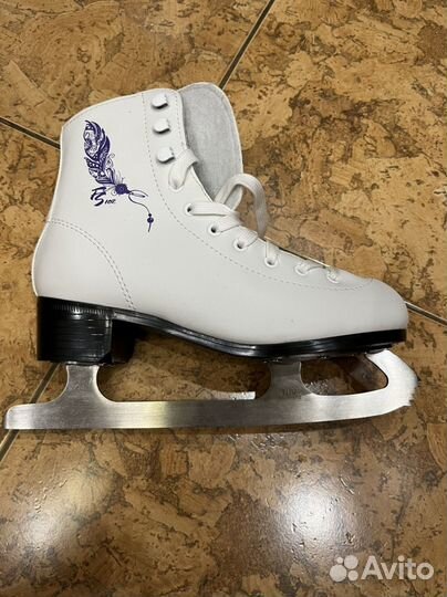 Коньки фигурные детские