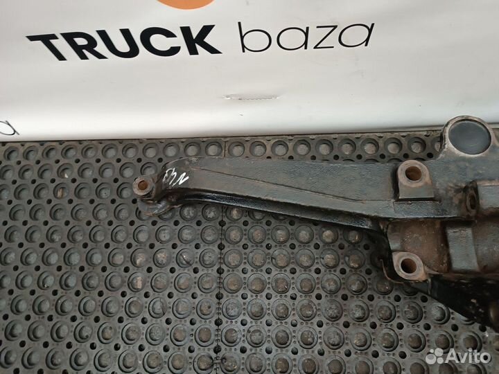 81436303203 Кронштейн пневморессоры левый