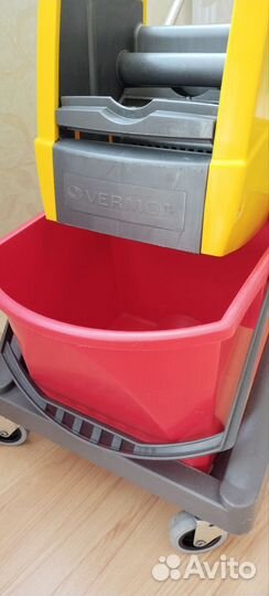 Инвентарь для мытья полов