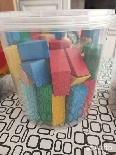 Развивающие игрушки, кубики