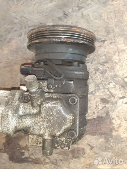 Компрессор кондиционера Mitsubishi RVR N23W, 4G63