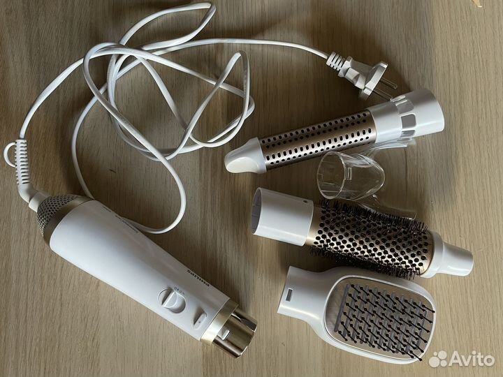 Стайлер (фен-щетка) Philips