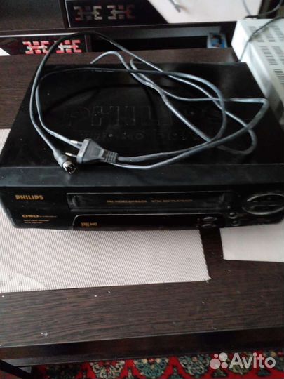 Видеомагнитофон