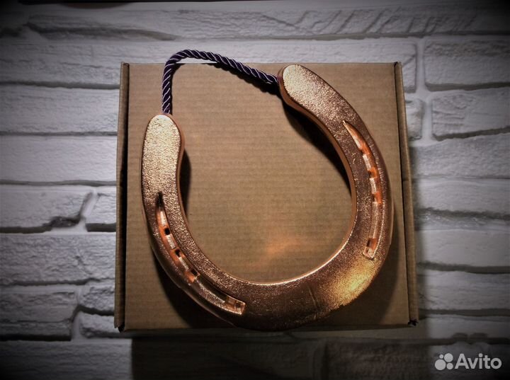 Подкова медная подарок на счастье