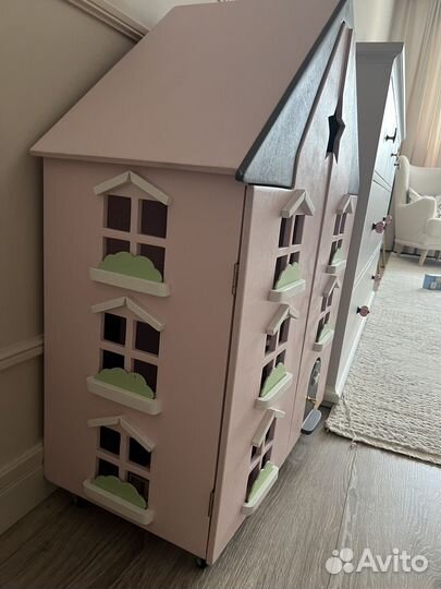 Игрушка Домик кукольный