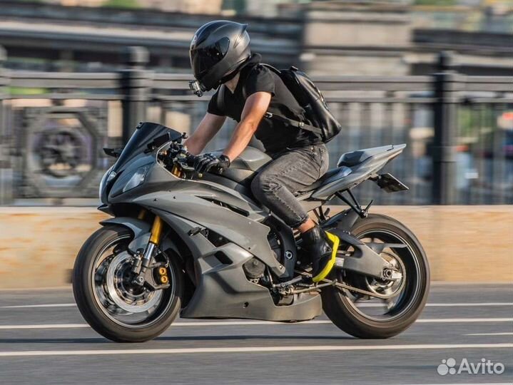 Yamaha R6