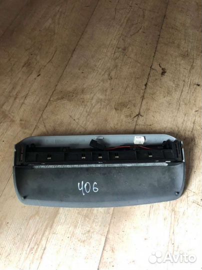 Дополнительный фонарь (стоп-сигнал) peugeot 406 0.0 nn