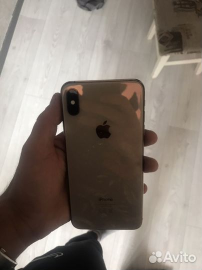 Телефон iPhone 10
