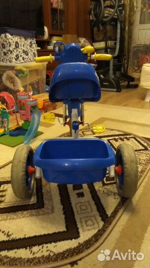 Велосипед трёхколёсный 