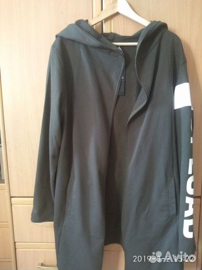 Продам толстовку р 46-48