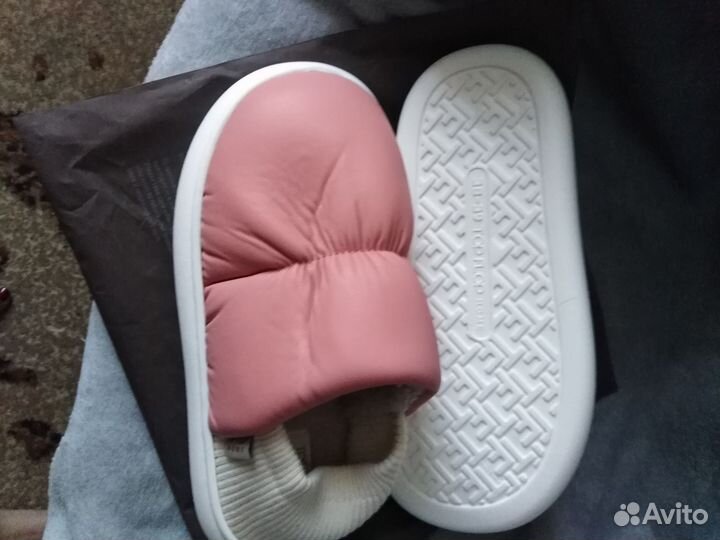 Женские домашние тапочки