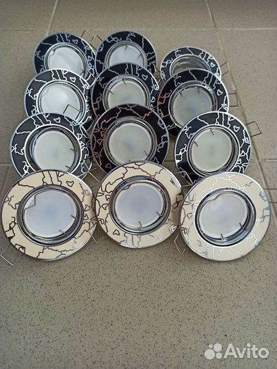 Точечные светильники с лампочками