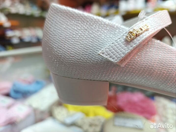 Туфли для девочки 34 размер, по стельке 22 см