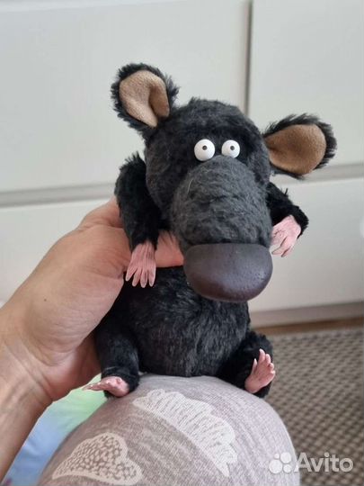 Крыса игрушка