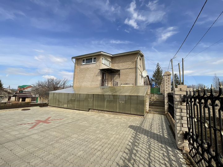 Дом 160 м² на участке 12 сот.