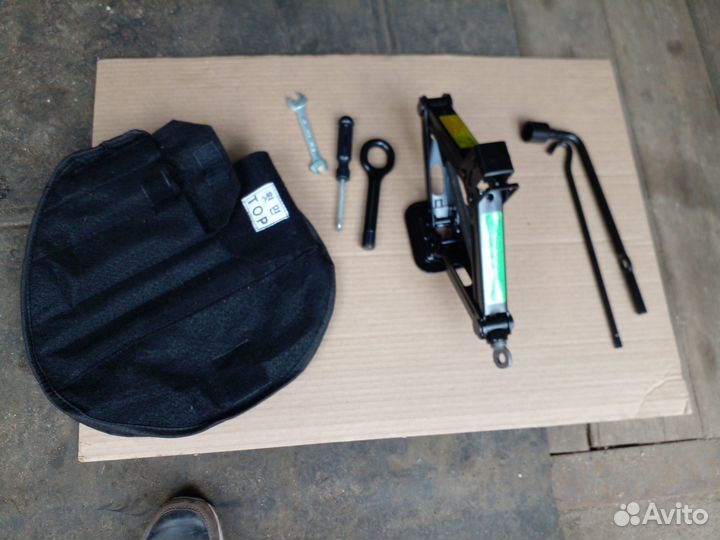 Продам домкрат