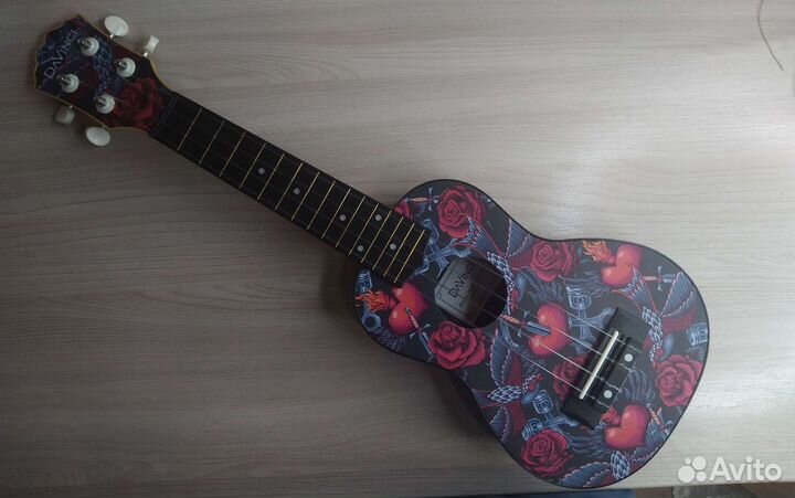 Укулеле DaVinci vins-20 Heart сопрано