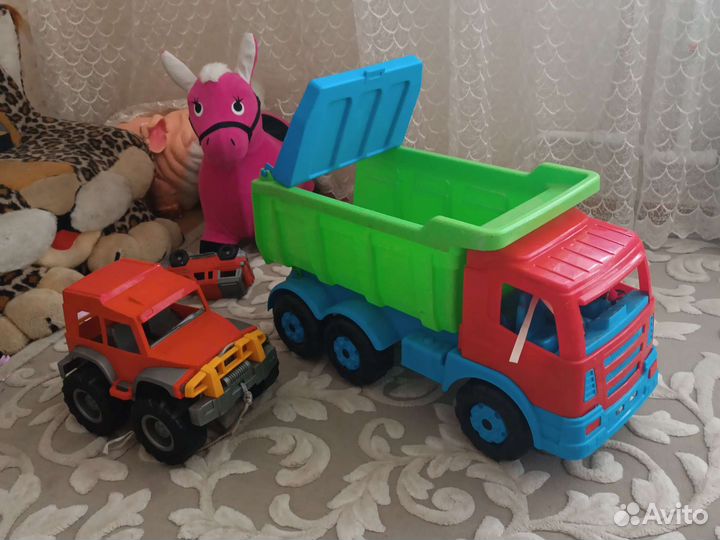 Большой грузовик игрушка