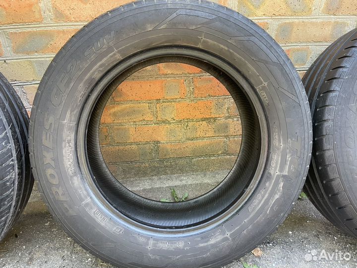 Toyo Proxes CF2 235/60 R17