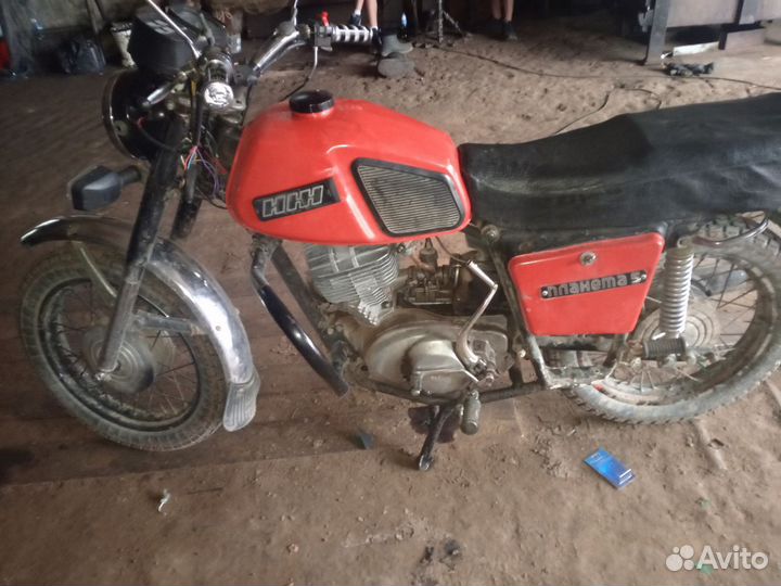 Продам иж планету 5