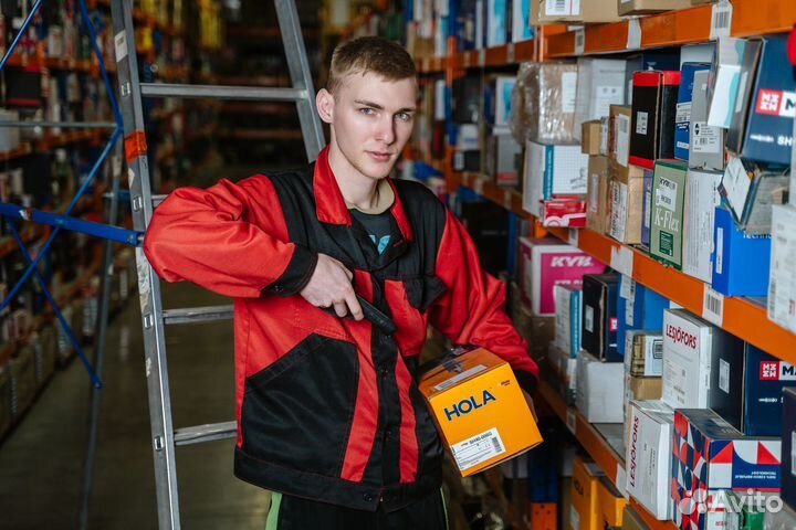 Сотрудник склада