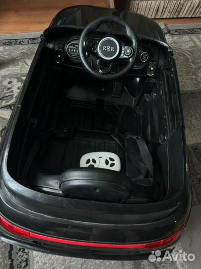 Детский электромобиль