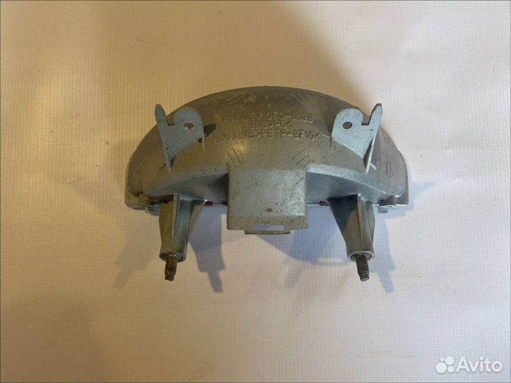 Фонарь задний (стоп сигнал) Mitsubishi Galant