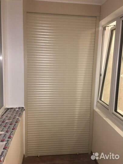 Шкаф с рольставнями на балкон любые размеры