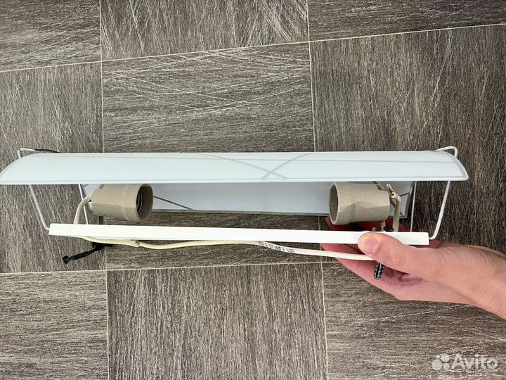 Светильник настенный на 2 лампы