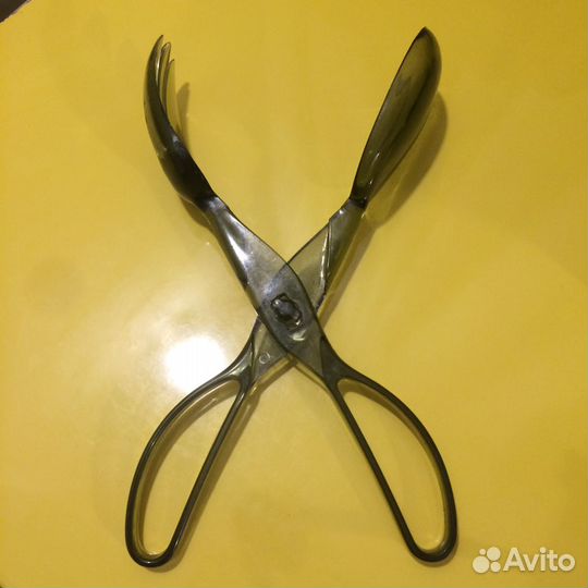 Крышка от графина и кухонные принадлежности