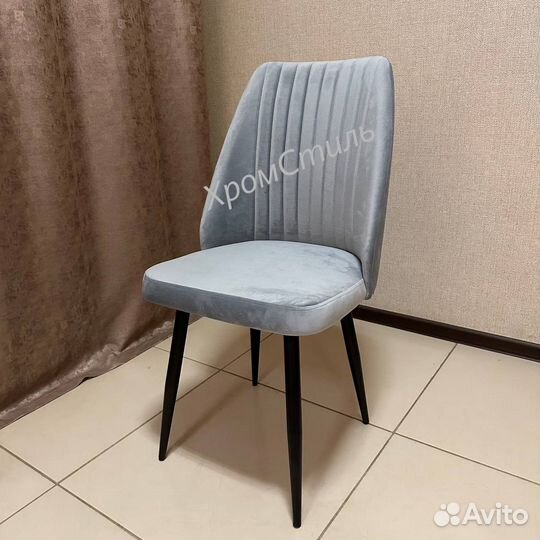 Мягкие кухонные стулья 