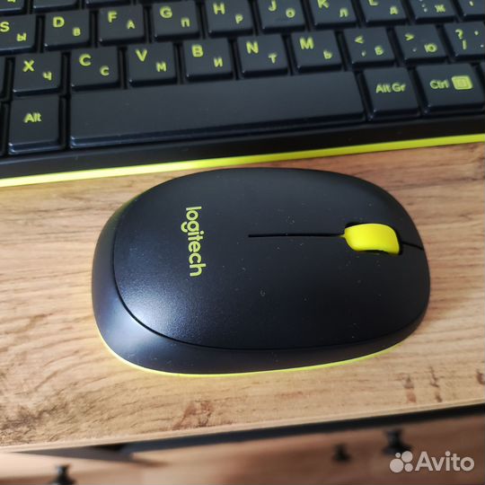 Клавиатура беспроводная и мышка, комплект