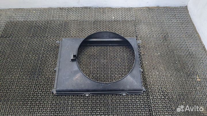 Кожух вентилятора радиатора BMW 5 E39, 1998