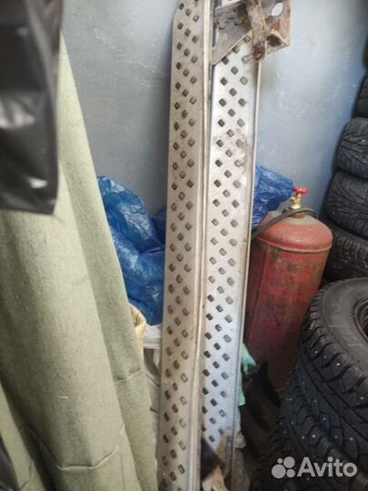 Пороги на Рено Дастер