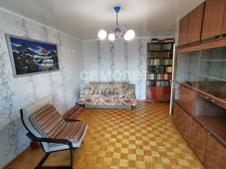 2-к. квартира, 47 м², 4/10 эт.