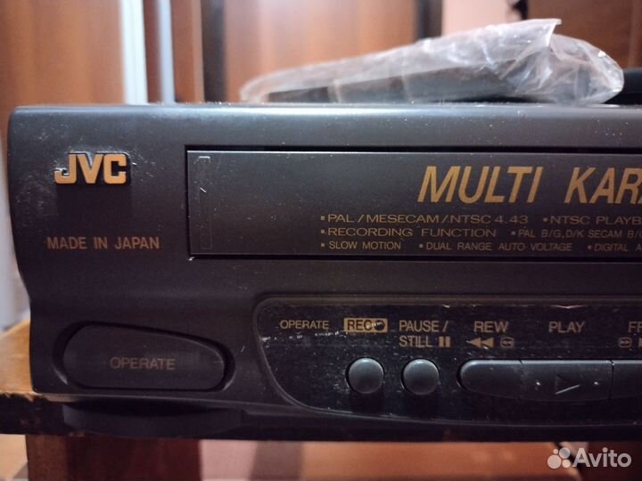 Видеомагнитофон jvc