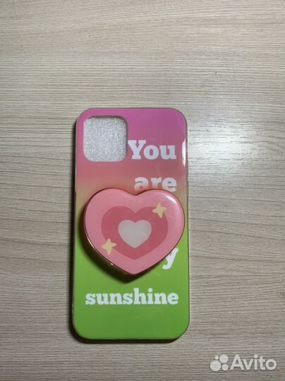 Чехол на iPhone 12