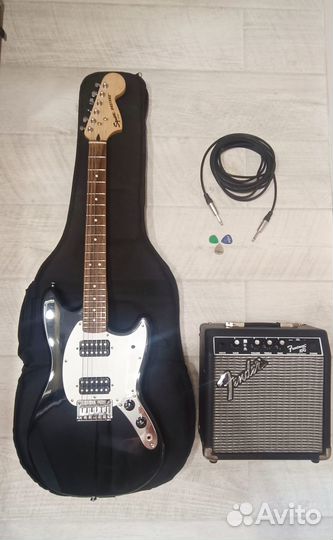 Fender mustang+комбик fender frontman 10G