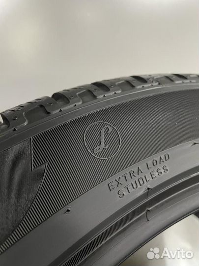 Pirelli Scorpion Winter 285/40 R22 и 325/35 R22