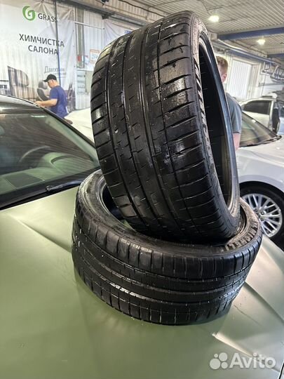 Michelin Pilot Sport 4 S 275/35 R20