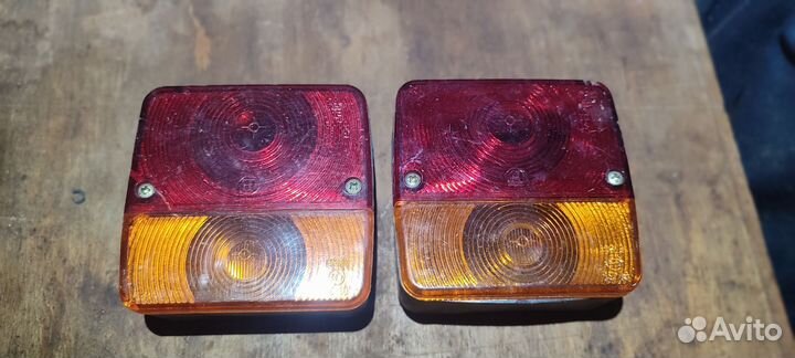 Задние фонари прицепа легкового